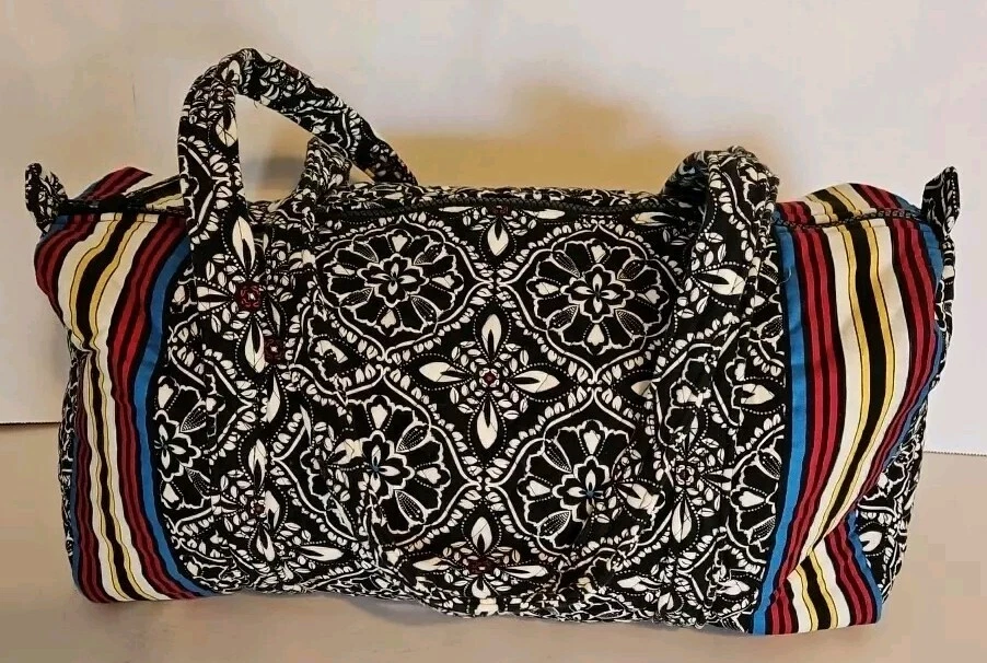 Medallón de Lona Viajero Vera Bradley Barcelona Mediano 16" Negro Blanco Foto 2 de 4