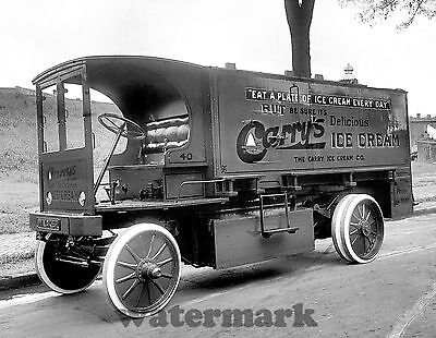 Photograph of a Vintage Goodwill Delivery Truck Year 1932  8x10