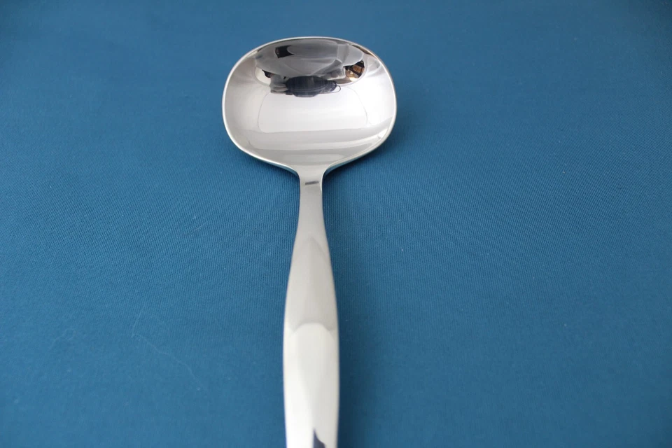 Cucharón para servir Gravy Cutco CUE2 18/10 acero inoxidable EE. UU. NUEVO 8 1/8" Foto 3 de 4