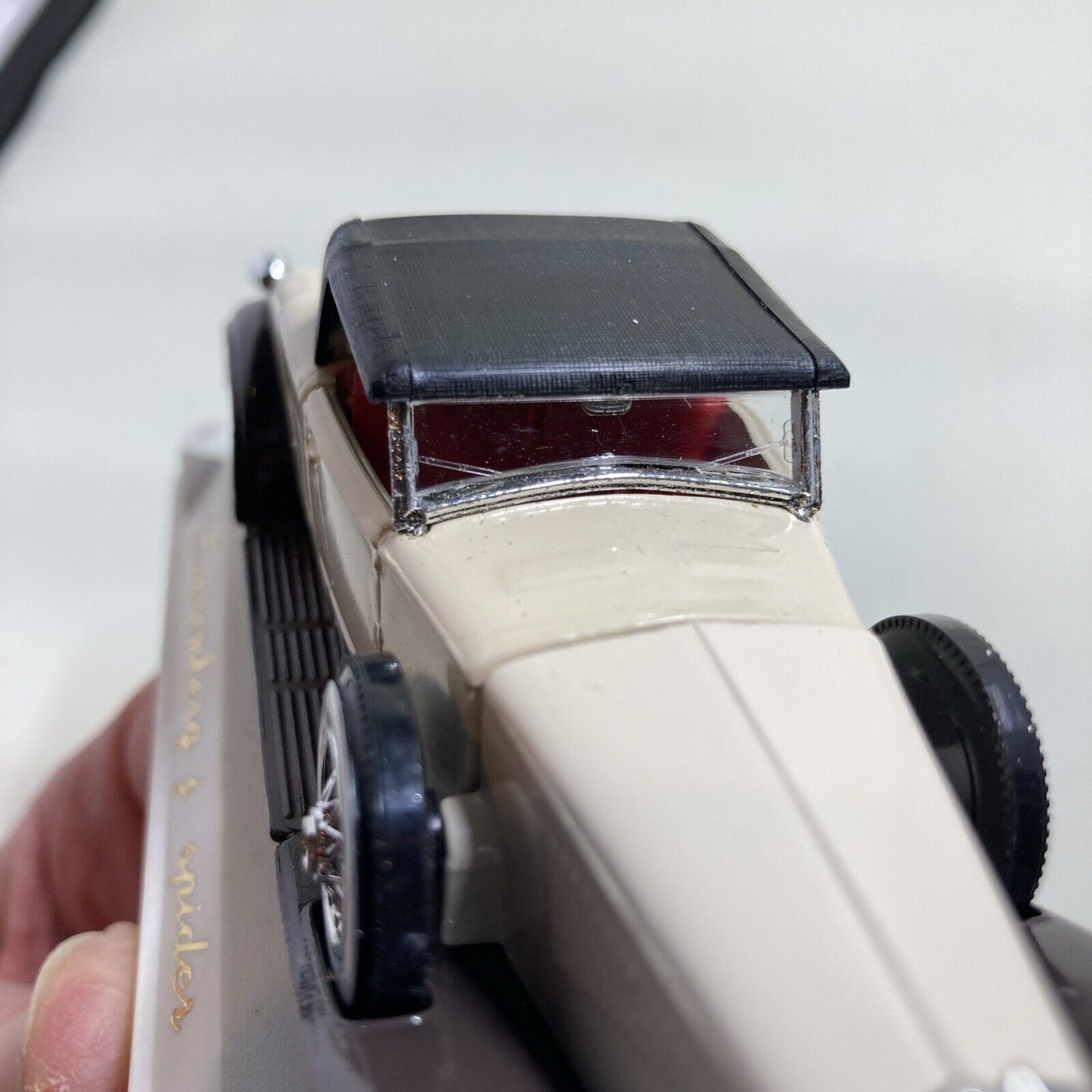 Picture 21 of 24