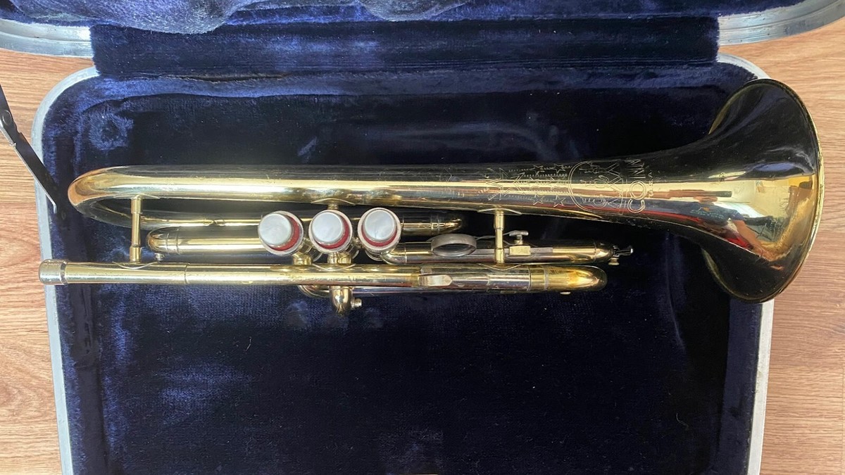 Cornet Conn Director With Case | eBay