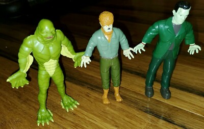 Shenzhen UNIVERSAL STUDIOS MONSTER FIGURE LOT WOLFMAN FRANKENSTEIN