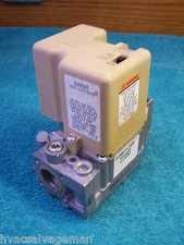 Honeywell SV9501H 2409 smart valve gas valve Lennox 70L53 20256701