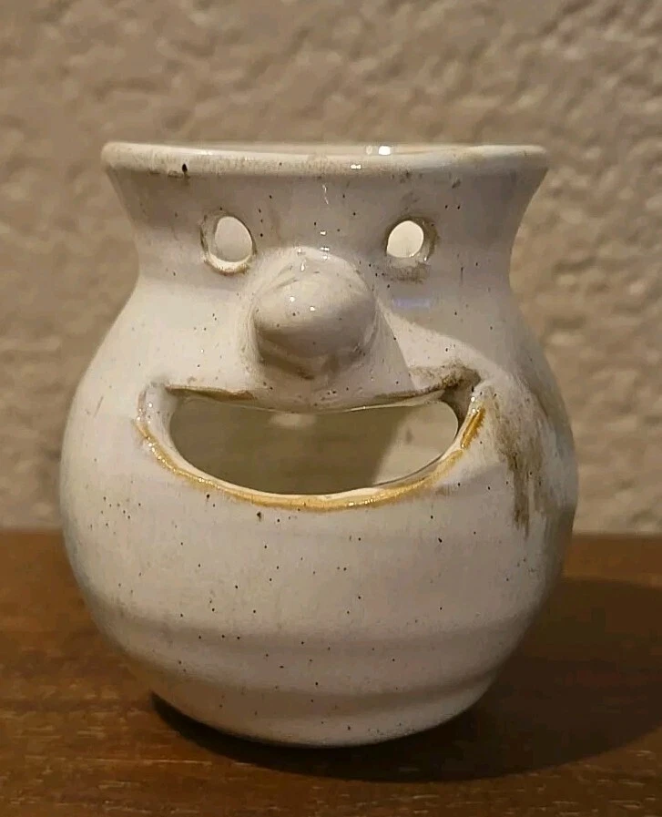 Studio Pottery Egg Separator Funny Cute Smile Face Kitchen Gadget Signed
Opens in a new window or ta
