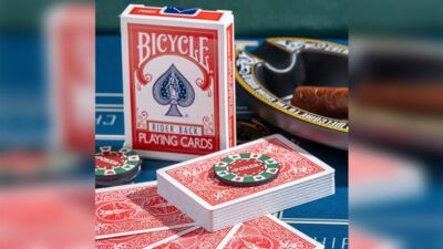 Wormhole Deck (Red) by N2G & WZ | Magic Trick