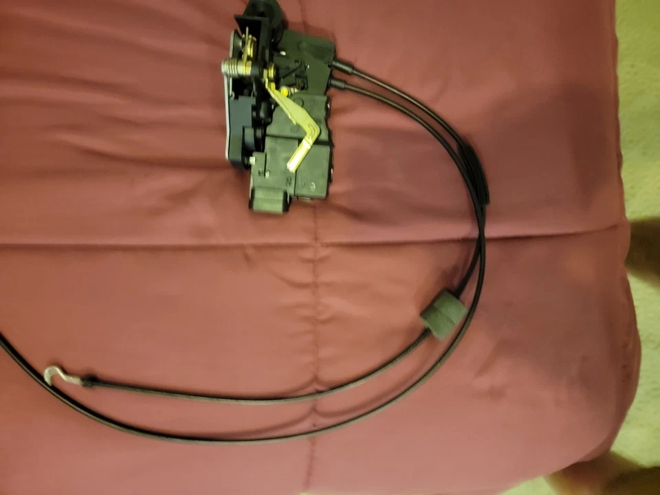 MERCEDES BENZ CLASE M W163 CERRADURA PUERTA TRASERA DERECHA A 163 730 24 35 Foto 4 de 4