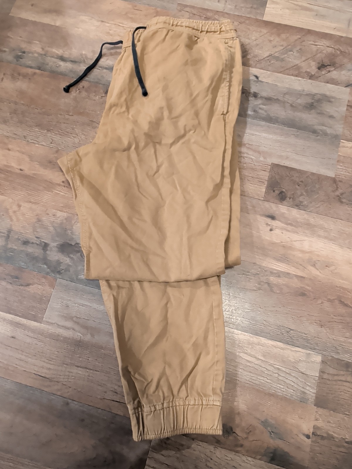 American Eagle Outfitters Men's Khaki Jogger Pants Extreme Flex Size L