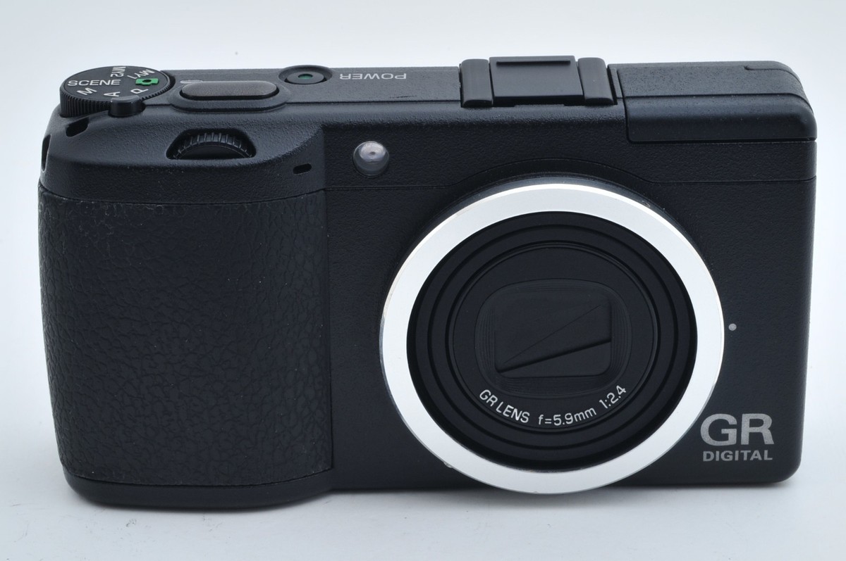RICOH GR DIGITAL II 10.1MP Digital Camera 4x Optical Zoom