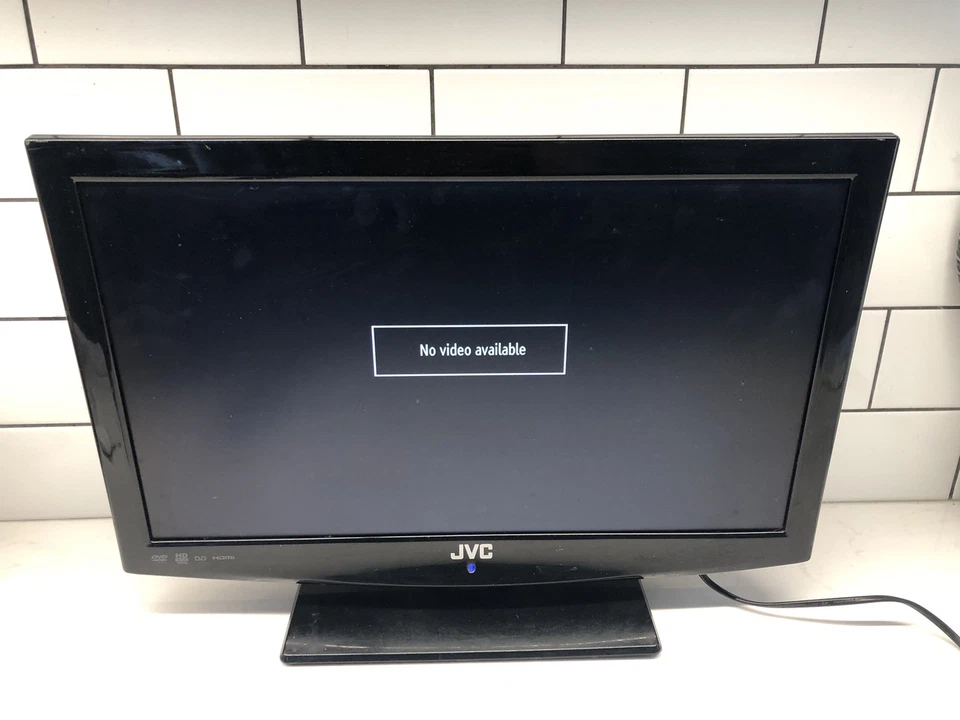 JVC 22" LED HD TV + Remote LT-22DD30J BJ35 - Image 2 of 4