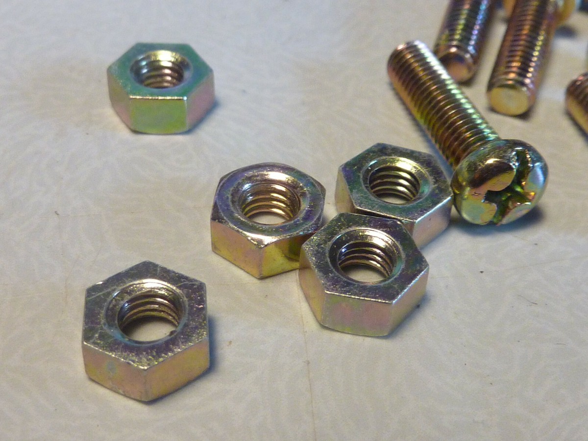 Lot De 5 Vis + écrous Hexagonaux Whitworth – Acier Doré – 17x5 Mm – Vintage