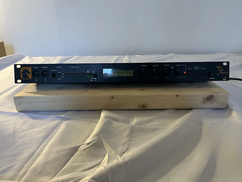 MOTU Midi Timepiece II Midi Interface -Working-Excellent-Condition - Image 3 of 4