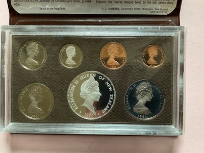 1981 New Zealand 7 Coin Proof Set With Silver Royal Visit Silver
