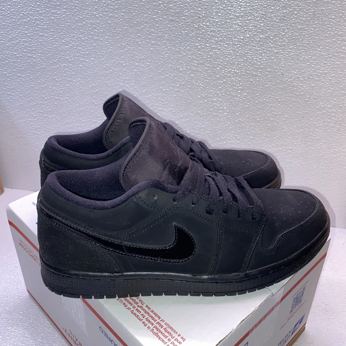 Preços baixos em Jordan 1 Low Triple Black - 553558-056 | eBay