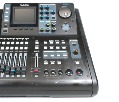 【美品】TASCAM DP-32SD 32トラックMTR 宅録 タスカム DP-32 | 32トラック SD/SDHC MTR、CD-R/RWドライブ搭載 | TASCAM (日本)