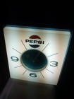 Vintage Pepsi Cola Wall Clock Sign Electric G-665 s. Working. — photo 1