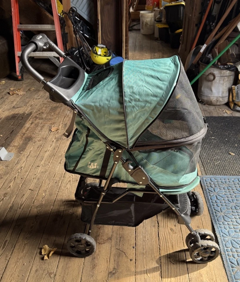 No-Zip Happy Trails Pet Stroller for Cats/Dogs, Zipperless Entry, Easy Fold  EUC - Image 2 of 4