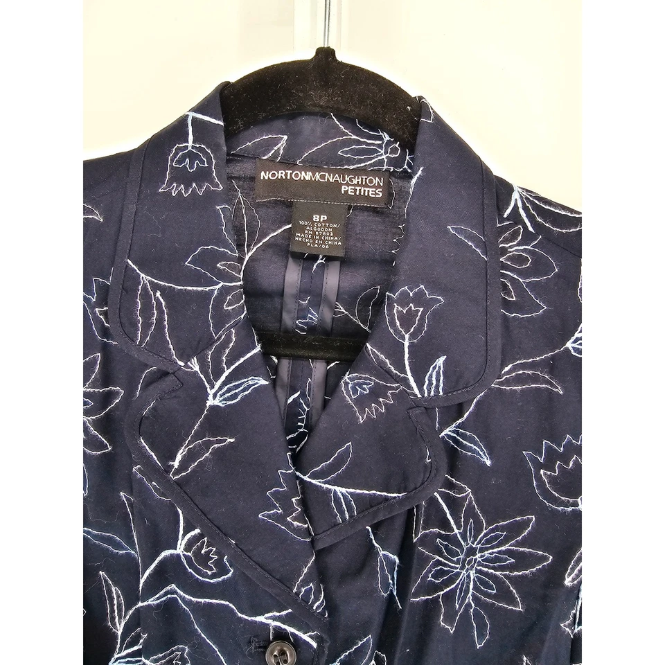 Chaqueta de algodón Norton McNaughton para mujer manga larga floral azul marino frontal talla 8P Foto 3 de 4
