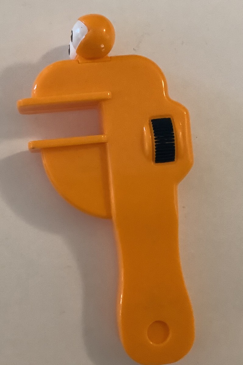 Disney 2007 Handy Manny Singing Toolbox Replacement Tool RUSTY