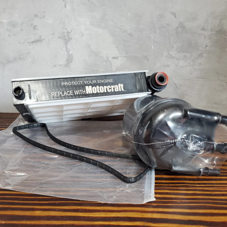 Filtro de combustible/agua Ford Motorcraft FD4625AA 17-22 Ford F-250 F-350 F-450 6,7 L Foto 3 de 4