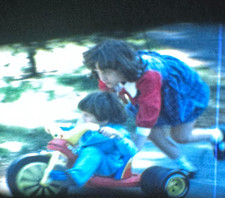 SUPER 8MM HOME MOVIES 1970s - Xmas, Easter, Toys, Snow, Beach, Etc. Excellent