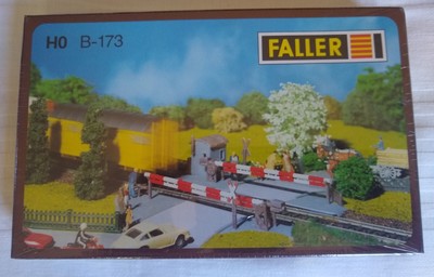 Faller B-173 HO Scale Guarded Grade Crossing - New In Sealed Box 