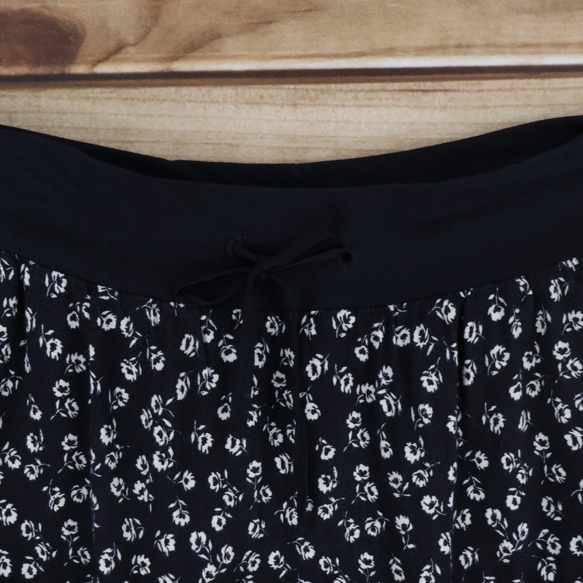 Buy FOREVER 21 Black Mini A Line Skirt - Skirts for Women 2360649 | Myntra