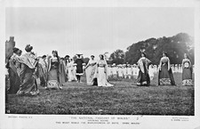 The National Recita Natalizia Di Wales-Opening Scene-Marchioness Bute ~ Rotante