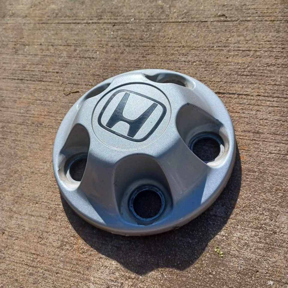 Tapa central Honda Pilot 2003-2005 parte # S9V-A2, PA6+PPE 02 Foto 2 de 3