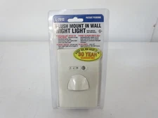 DESIGNERS EDGE L-7012 FLUSH MOUNT IN WALL LED NIGHT LIGHT (LOT OF 2)