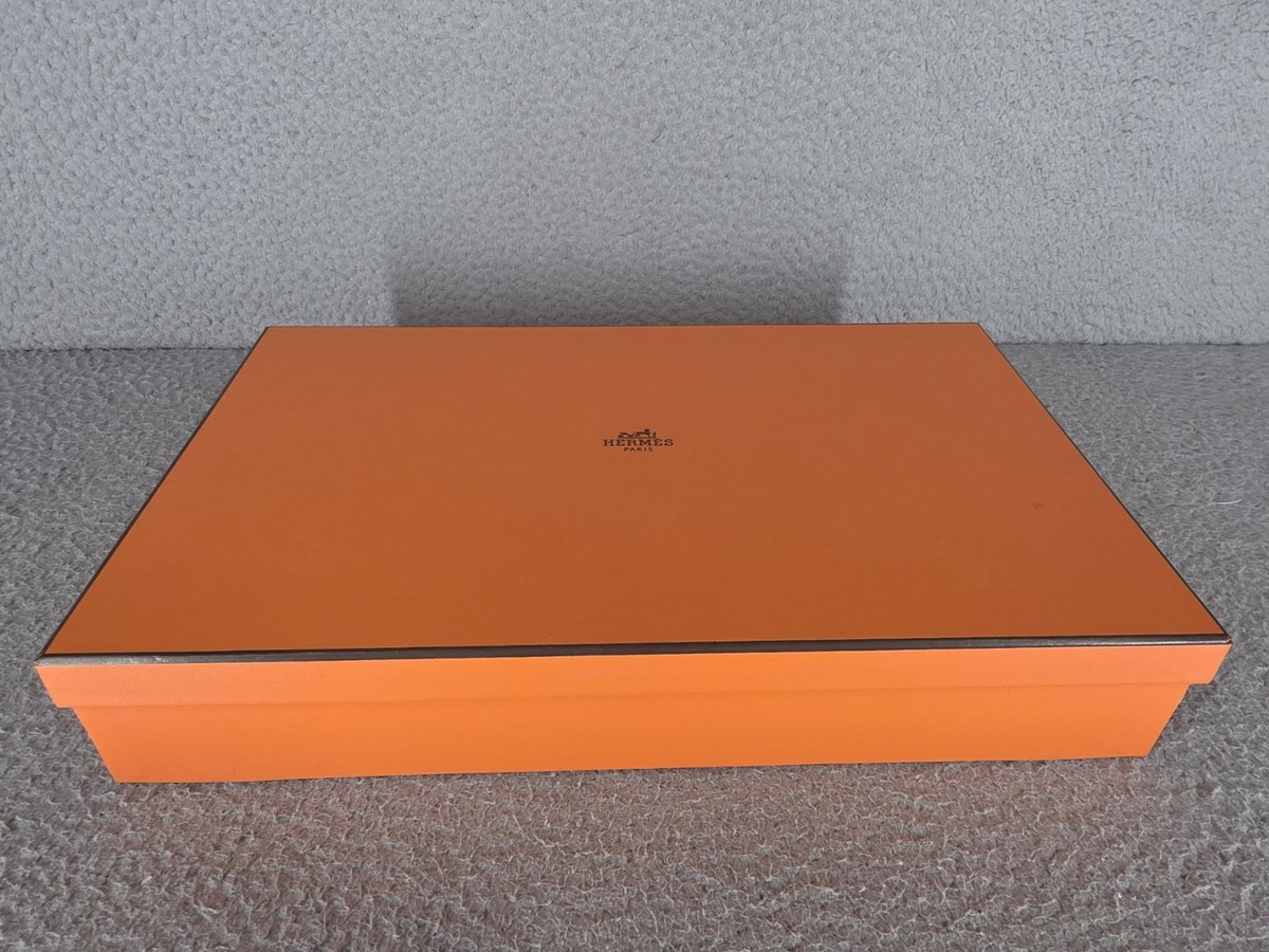 Hermes Large Gift Box With Lid And Tissue 15