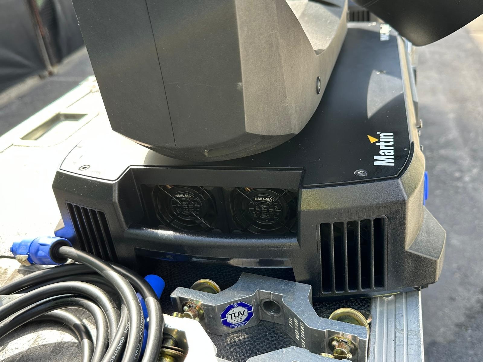 Martin MAC Viper Profile (2 IN A CASE) THS