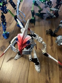 LEGO BIONICLE lot incomplete ( mostly ) see pictures 