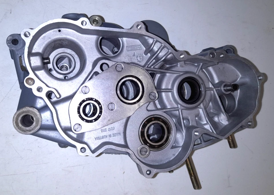 Carter Motore Aprilia RX 125 - Immagine 3 di 4