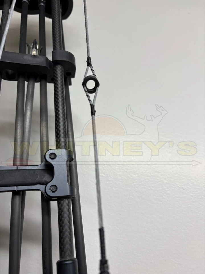 Used Bowtech Core SS - Right Hand - 70lbs - 26"-31" - Mossy Oak DNA - Image 4 of 4