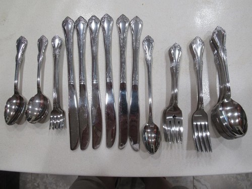 Oneida Mansfield 41 pcs Glossy Flatware Vintage Stainless Wm A Rogers De Luxe