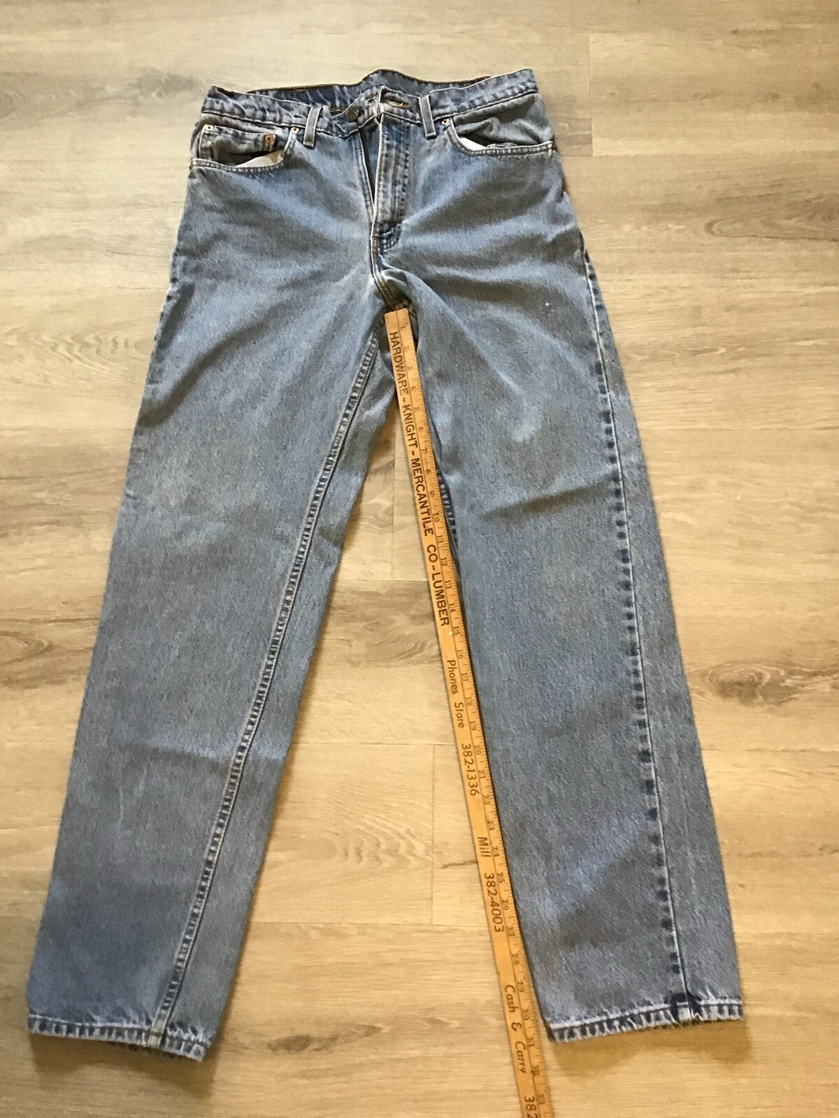 VTG 90s LEVIS 550 RED TAB MADE IN USA RELAXED FIT TAPERED LEG TAG 33 x 34