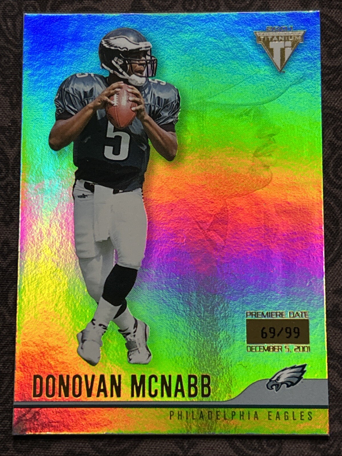 2001 Pacific Private Stock Titanium - Premiere Date #101 Donovan McNabb /99🔥