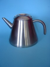czajniczek metalowy, dobry stan