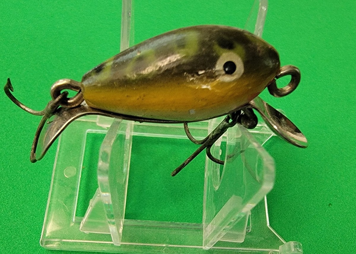 Vintage Shakespeare Frog Color 6603 Dopey Wood Fishing Lure Vintage Shakespeare Frog Color 6603 Dopey Wood Fishing Lure