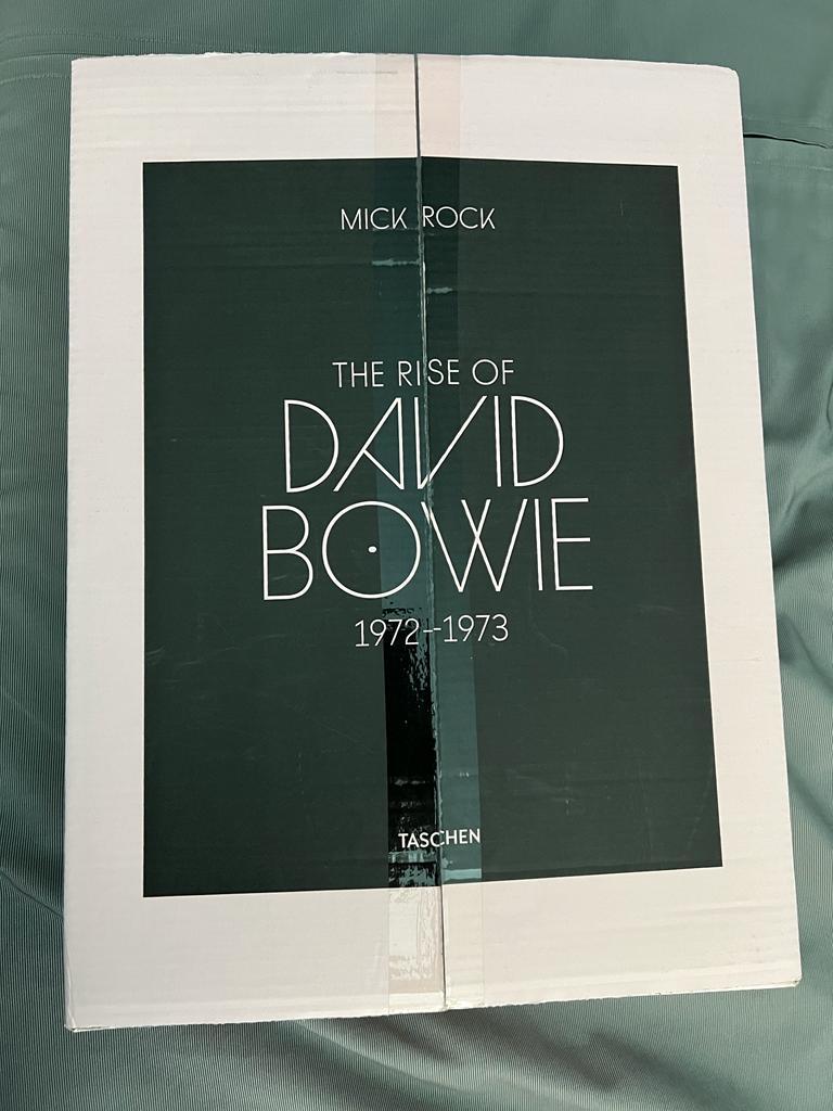 The rise of David Bowie '72/73 - signed by David Bowie MINT in Box