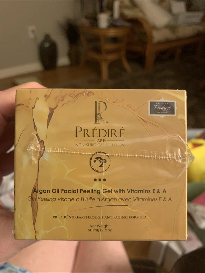 La Predire•Paris-Argan Oil Facial Peel Gel-Vitamins E & A,Collagen,Aloe-Amazing! - Image 3 of 4