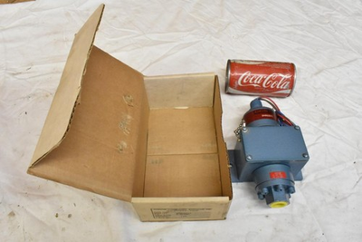 #ad NEW Custom Component Switches CCS 646GZE11 Dual Snap Pressure Switch $85.00