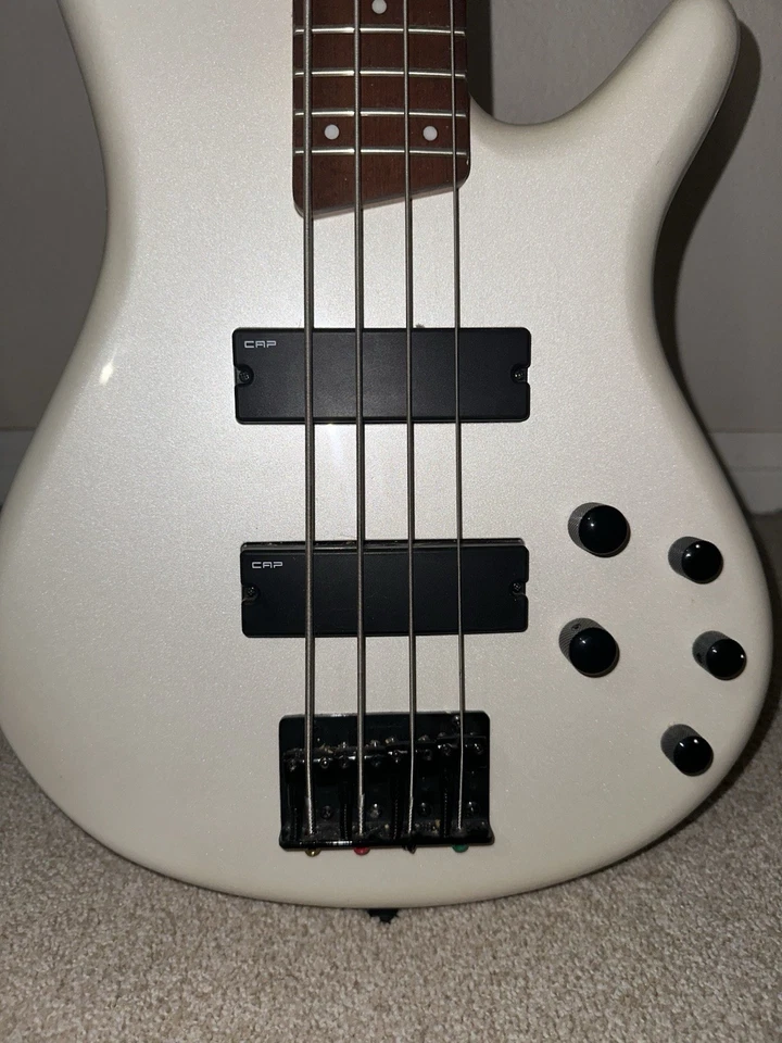 sdgr soundgear by ibanez bass 4 string sr250 - Image 2 of 4