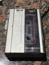 Vintage General Electric cassette player 35317B Walkman