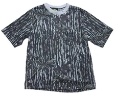 Vintage Real Tree Cabelas Camo T Shirt Pocket Tee Mens Size Large USA 90s