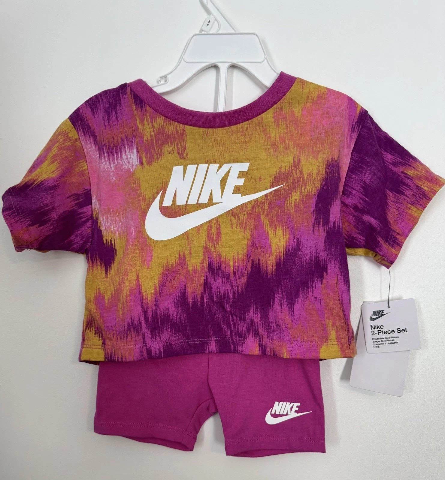 Nike Girls 2T Toddler 2 Piece Set Shirt Shorts NWT Maroon