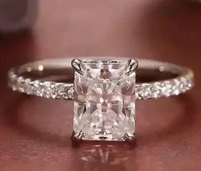 Ehering Diamant 2,70 ct IGI Lab Grown Radiant Cut 14k Weißgold E F VVS2
