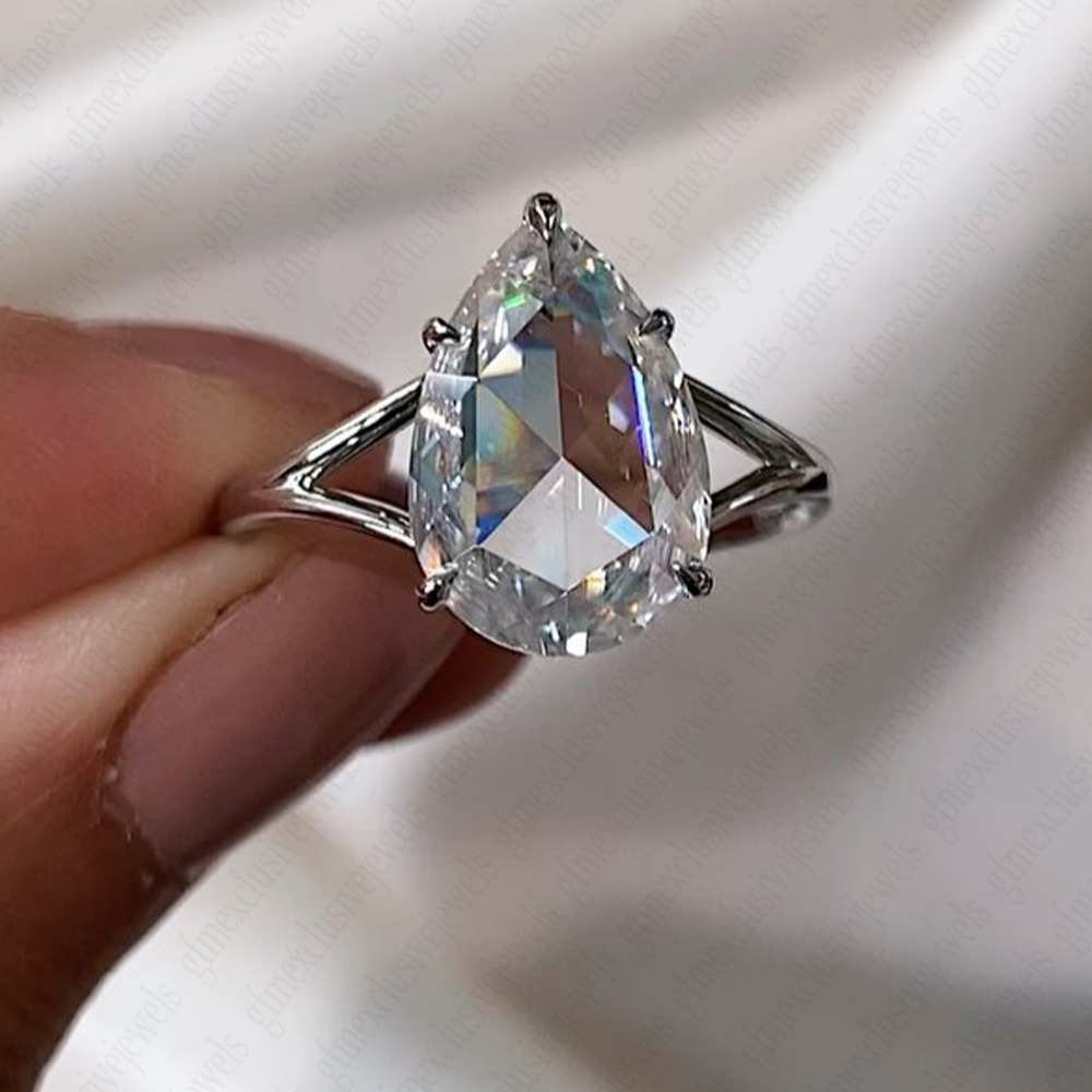 Polished Band Chupi Engagement Ring Chupi Eternity Ring 2025