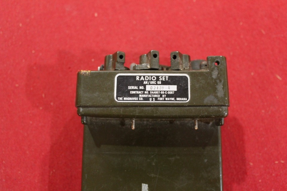 MILITARY SURPLUS AN/URC 68 RADIO SET MICROPHONE FM UHF ANTENNA PRC ...