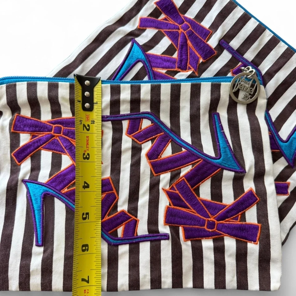 Henri Bendel 1895 Juego de 2 Tacones Stiletto Bordados Bolsas de Cosméticos Foto 3 de 4